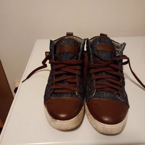 Men's high top sneakers